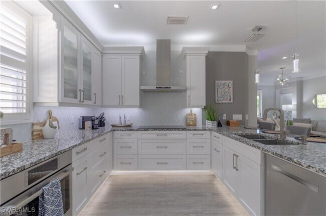 Building Photo - 5544 Lago Villaggio Way