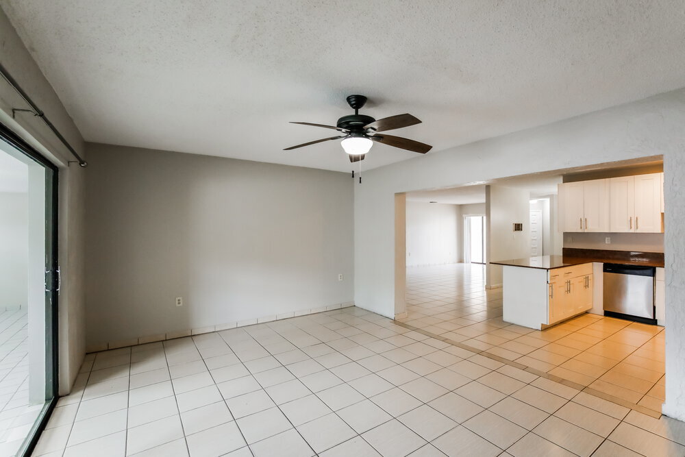 Building Photo - 10724 SW 144th Ct