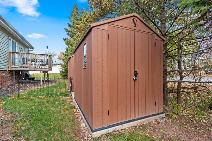 Building Photo - 2804 W Spencer St