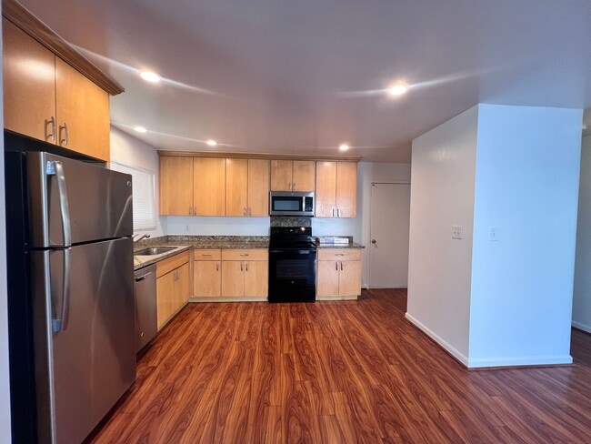 Building Photo - 40251 Laiolo Rd