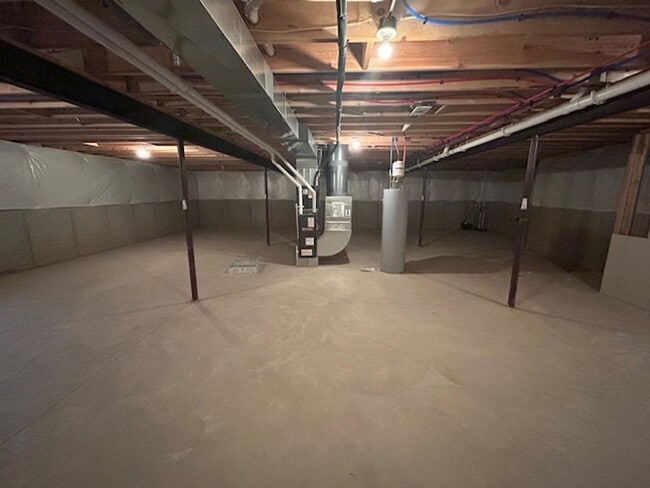 Building Photo - 2 Bed- 2 Bath + Dedicated Home Office - Single Family Home in Amherst