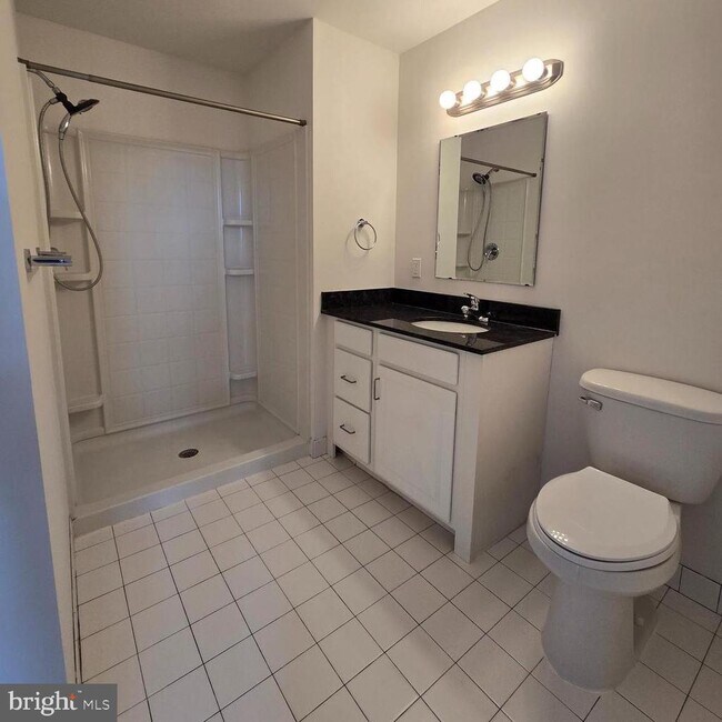 Building Photo - 4368 Cresson St