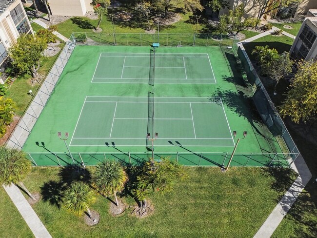 Building Photo - 8401 SW 107th Ave