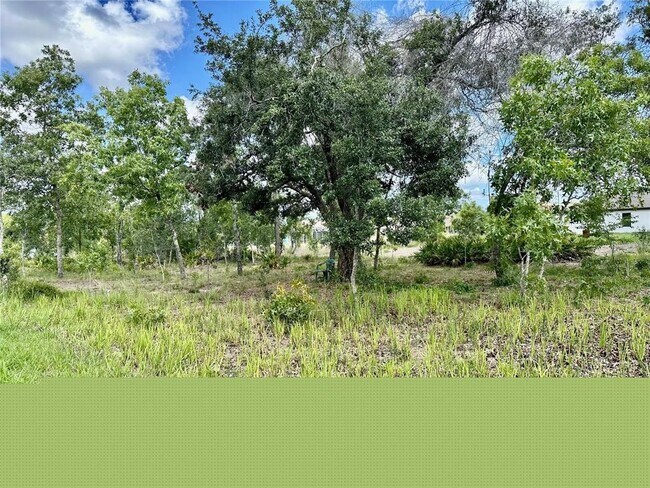 Building Photo - 13075 House Finch Rd