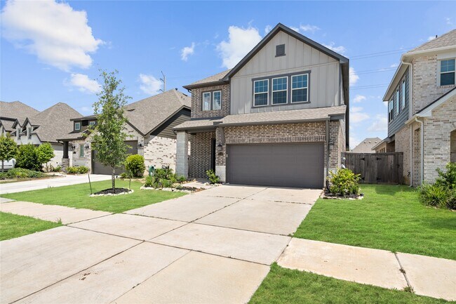 Building Photo - 23726 Pullin Market Dr
