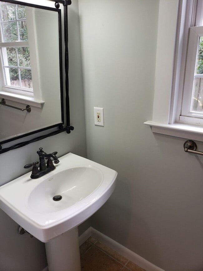 Building Photo - Great Location - Three Bedroom - Two and a half Bath Home