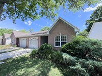 Building Photo - 3562 Killarney Plaza Dr