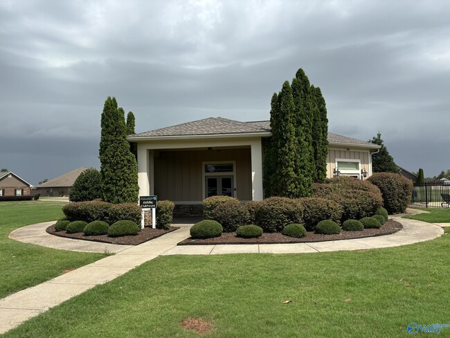 Building Photo - 127 Princewater Dr
