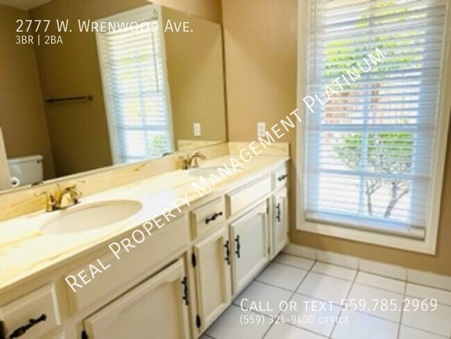 Building Photo - $2,200 Marks & Barstow 3 Bedroom Ranch Sty...