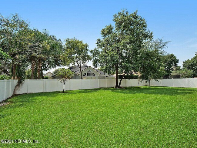 Building Photo - 1513 Hackberry Ct