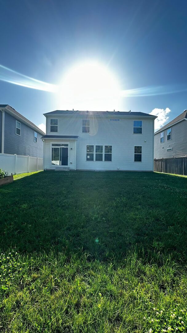 Building Photo - 269 S Pointe Ave