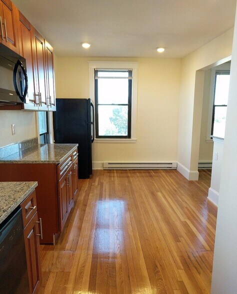 Primary Photo - 375 Broadway