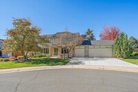 Building Photo - 5723 S Kittredge St