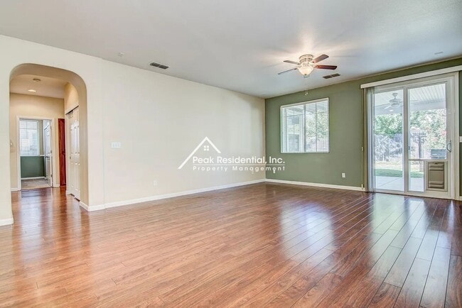 Building Photo - Beautiful 3bd/2ba Rancho Cordova Home-Must See!