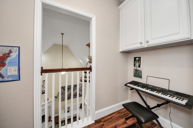 Building Photo - 17103 Mulben Ct