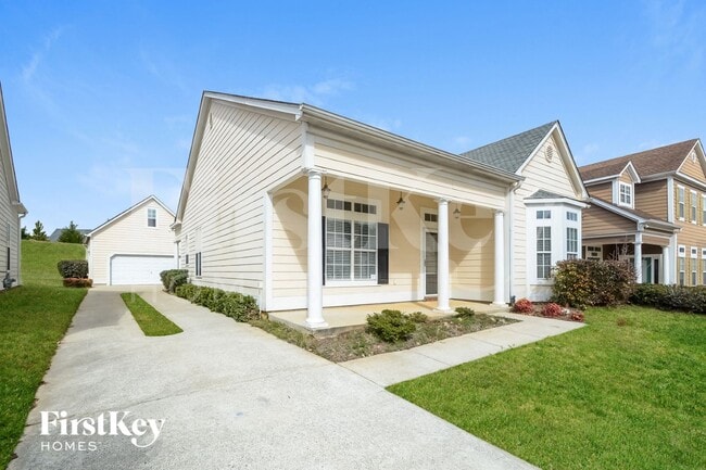 Building Photo - 4587 Clubview Dr