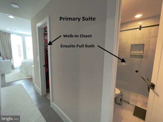 Building Photo - Cozy 3 Bedroom 2 Bathroom Condo- Conveniently Located in the heart of Washington, DC