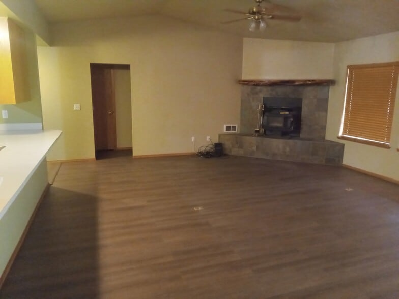 Building Photo - 56171 Gothard Way