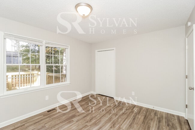 Building Photo - Coming HOME never felt so good!