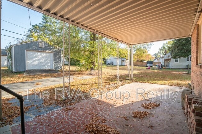 Building Photo - 4930 Bethlehem Rd