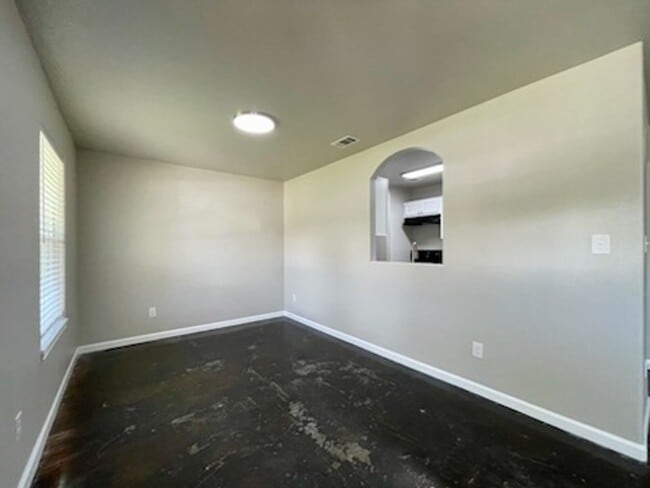 Building Photo - 3001 9th St