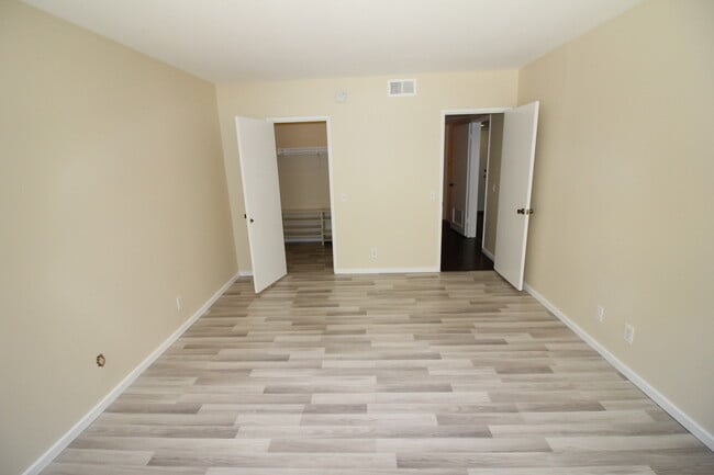 Building Photo - 4700 Natick Ave