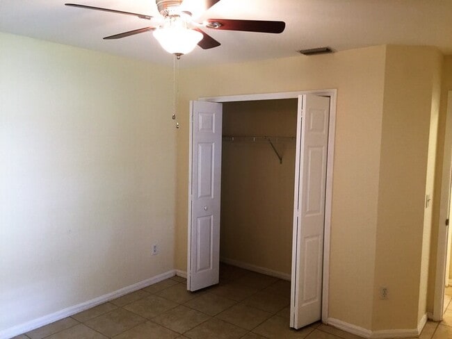 Building Photo - SE Cape Coral Duplex Unit