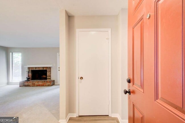 Building Photo - 805 Tuxworth Cir