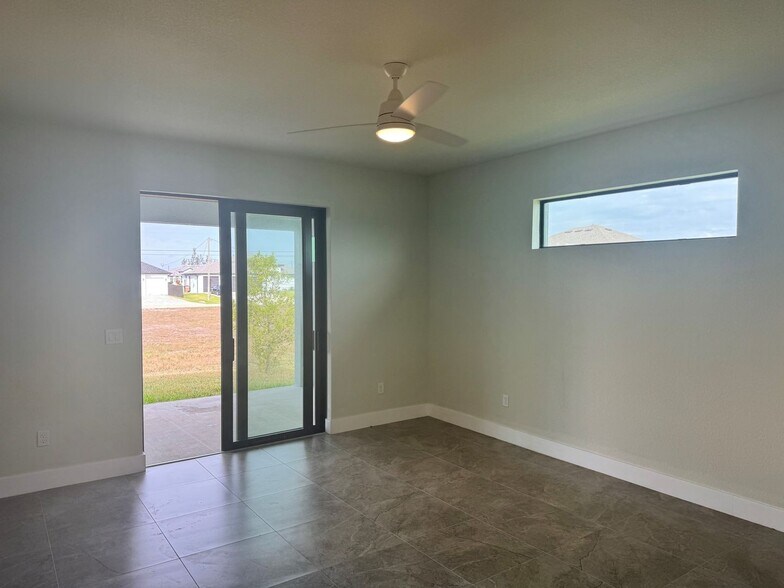 Building Photo - 1638 NW 36th Pl