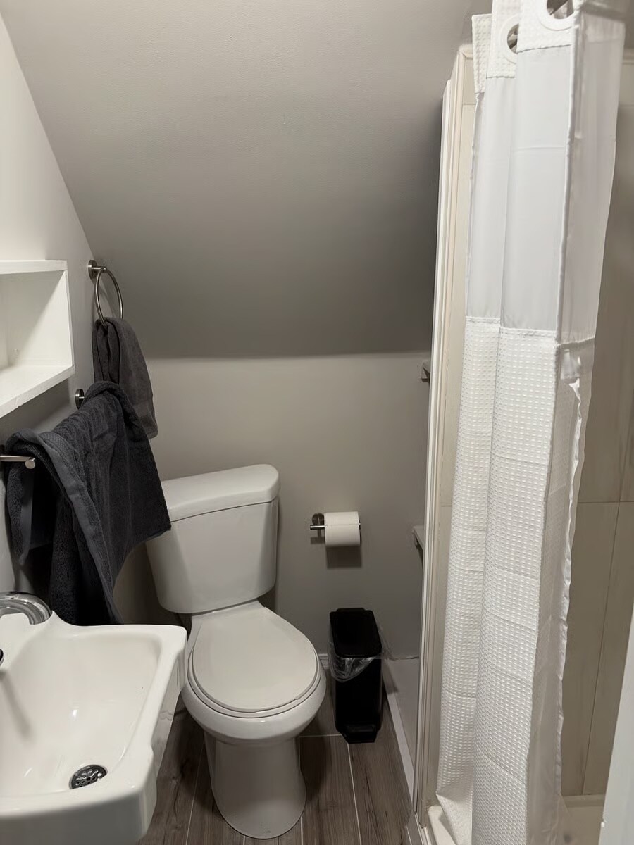 Building Photo - 15101 Arden Ave