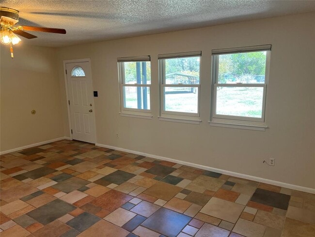 Building Photo - 16001 Awalt Dr