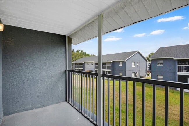 Building Photo - 4100 Pershing Pointe Pl