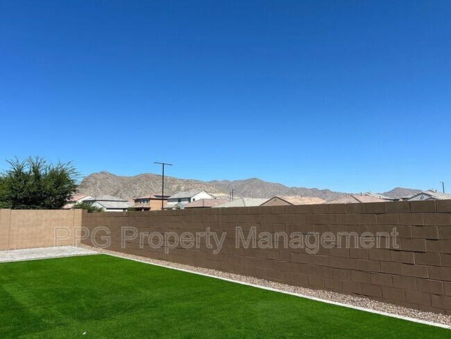 Building Photo - 19700 W San Miguel Ave