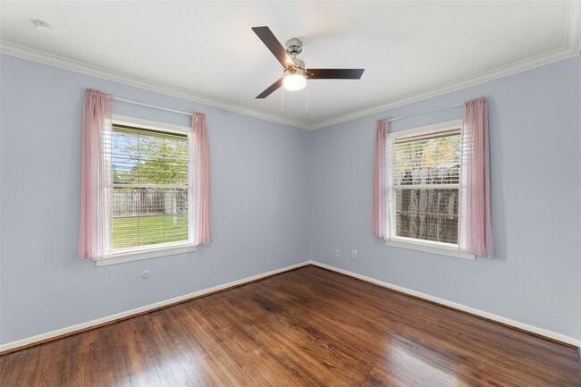 Building Photo - 6148 Indigo St