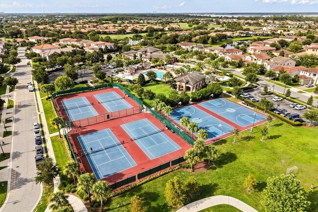 Building Photo - 10148 Malpas Point