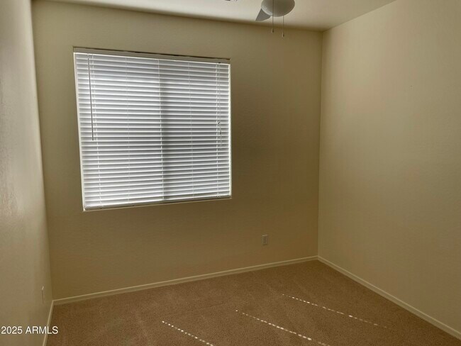 Building Photo - 13953 N 159th Dr