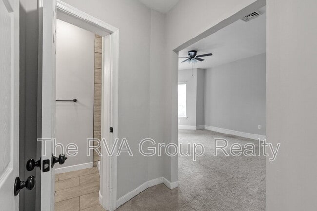 Building Photo - 1317 N 22nd St