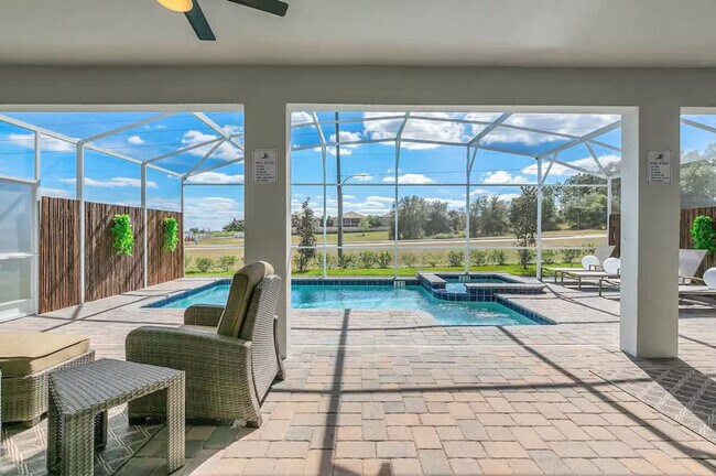 Building Photo - 9016 Sommerset Hills Dr