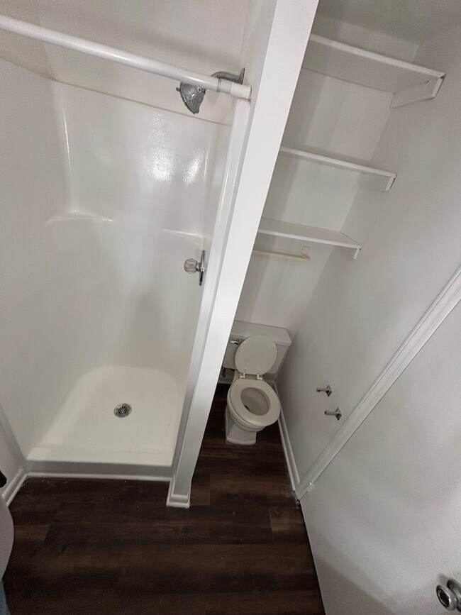 Building Photo - 4130