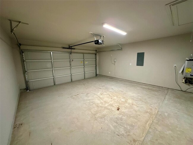 Building Photo - 3313 Scarlet Tupelo Wy