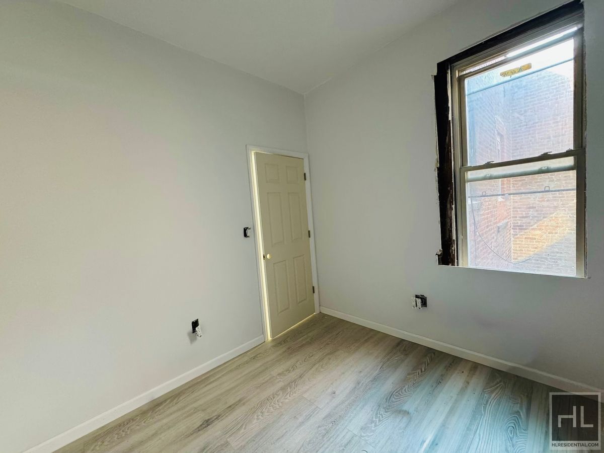 Building Photo - TILDEN AVENUE