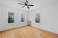 Building Photo - 20 Temple St