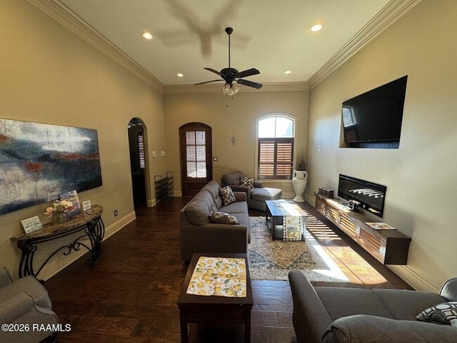 Building Photo - 330 Dunvegan Ct