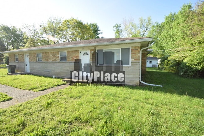 Building Photo - 2404 N Lesley Ave