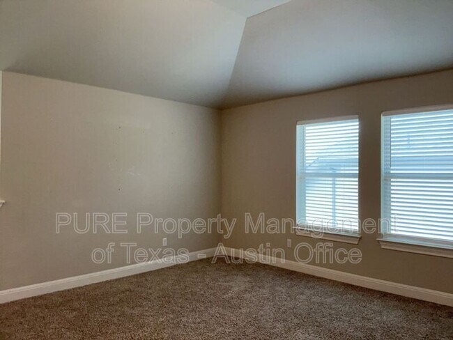 Building Photo - 308 Windom Way