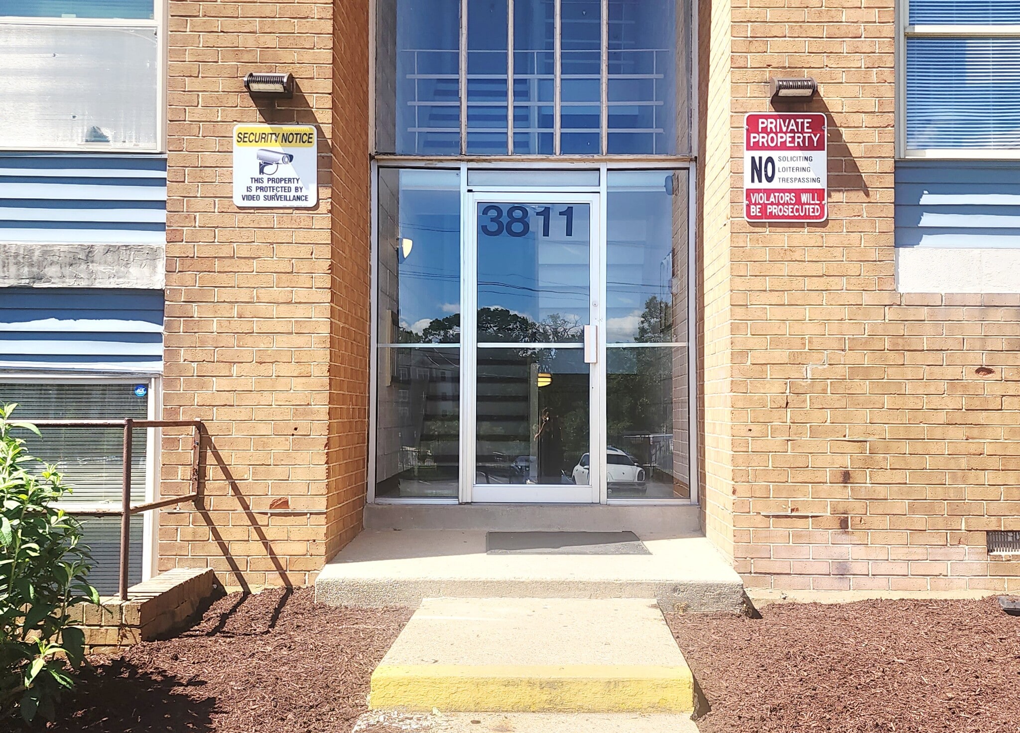 Building Photo - 3851 Saint Barnabas Rd