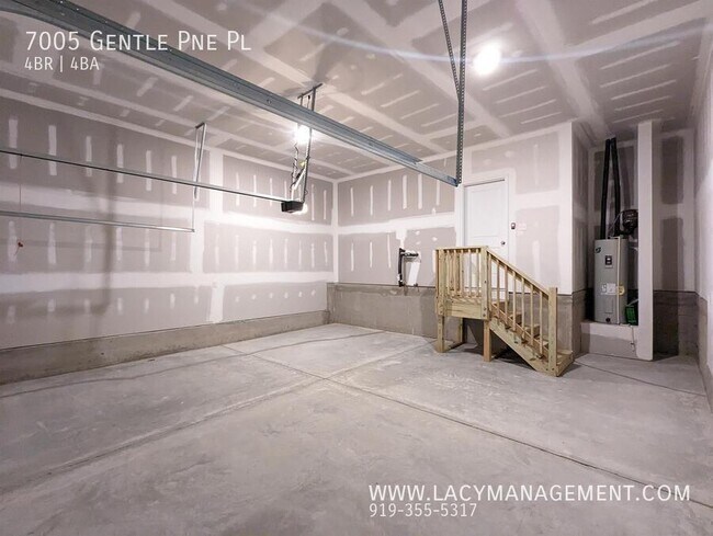 Building Photo - 7005 Gentle Pne Pl