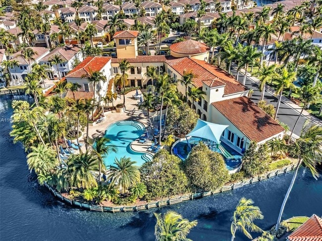 Building Photo - 20780 NE 32nd Ave