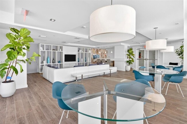 Building Photo - 4250 Biscayne Blvd