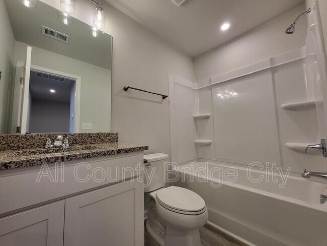 Building Photo - 147 Randwick Ln